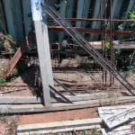 LOTE 076 - 01 LOTE COM FERRAGENS DIVERSAS (NO ESTADO, NÃO SABEMOS SE FUNCIONA. LEILÃO NÃO TEM GARANTIA E NEM DEVOLUÇÃO).
