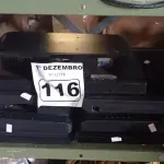 LOTE 116 - 07 MONITORES MARCAS E MODELOS DIVERSOS PARA RETIRADA DE PEÇAS. (NO ESTADO) ATENÇÃO! FAZER A VISITAÇÃO ANTES DE ARREMATAR, NÃO SABEMOS SE FUNCIONA. LEILÃO NÃO TEM GARANTIA E NEM DEVOLUÇÃO, SUJEITO A POSSÍVEIS AVARIAS VISÍVEIS/OCULTAS E/OU AUSÊNCIA DE COMPONENTES.