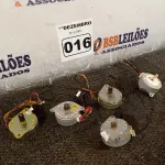LOTE 016 - 05 MOTORES DE PASSO. (NO ESTADO) ATENÇÃO! FAZER A VISITAÇÃO ANTES DE ARREMATAR, NÃO SABEMOS SE FUNCIONA. LEILÃO NÃO TEM GARANTIA E NEM DEVOLUÇÃO, SUJEITO A POSSÍVEIS AVARIAS VISÍVEIS/OCULTAS E/OU AUSÊNCIA DE COMPONENTES.