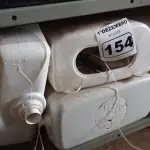 LOTE 154 - 06 CAIXAS DE DESCARGA MARCAS E MODELOS DIVERSOS. (NO ESTADO) ATENÇÃO! FAZER A VISITAÇÃO ANTES DE ARREMATAR, NÃO SABEMOS SE FUNCIONA. LEILÃO NÃO TEM GARANTIA E NEM DEVOLUÇÃO, SUJEITO A POSSÍVEIS AVARIAS VISÍVEIS/OCULTAS E/OU AUSÊNCIA DE COMPONENTES.