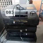 LOTE 083 - 05 VIDEOCASSETE MARCAS E MODELOS DIVERSOS. (NO ESTADO) ATENÇÃO! FAZER A VISITAÇÃO ANTES DE ARREMATAR, NÃO SABEMOS SE FUNCIONA. LEILÃO NÃO TEM GARANTIA E NEM DEVOLUÇÃO, SUJEITO A POSSÍVEIS AVARIAS VISÍVEIS/OCULTAS E/OU AUSÊNCIA DE COMPONENTES.