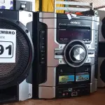 LOTE 091 - 01 APARELHO DE SOM 3X1 MARCA SONY. (NO ESTADO) ATENÇÃO! FAZER A VISITAÇÃO ANTES DE ARREMATAR, NÃO SABEMOS SE FUNCIONA. LEILÃO NÃO TEM GARANTIA E NEM DEVOLUÇÃO, SUJEITO A POSSÍVEIS AVARIAS VISÍVEIS/OCULTAS E/OU AUSÊNCIA DE COMPONENTES.