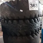 LOTE 363 - 03 PNEUS PARA EMPILHADEIRA 6-50X10. (NO ESTADO) ATENÇÃO! FAZER A VISITAÇÃO ANTES DE ARREMATAR, NÃO SABEMOS SE FUNCIONA. LEILÃO NÃO TEM GARANTIA E NEM DEVOLUÇÃO, SUJEITO A POSSÍVEIS AVARIAS VISÍVEIS/OCULTAS E/OU AUSÊNCIA DE COMPONENTES.