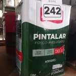 LOTE 242 - 01 LATA DE TINTA IQUINE PINTALAR FOSCO AVELUDADO 18L VERDE PISCINA. (NO ESTADO) ATENÇÃO! FAZER A VISITAÇÃO ANTES DE ARREMATAR, NÃO SABEMOS SE FUNCIONA. LEILÃO NÃO TEM GARANTIA E NEM DEVOLUÇÃO, SUJEITO A POSSÍVEIS AVARIAS VISÍVEIS/OCULTAS E/OU AUSÊNCIA DE COMPONENTES.