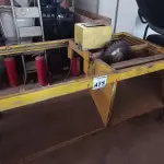 LOTE 477 - 01 SERRA DE BANCADA PARA MARCENARIA. (NO ESTADO) ATENÇÃO! FAZER A VISITAÇÃO ANTES DE ARREMATAR, NÃO SABEMOS SE FUNCIONA. LEILÃO NÃO TEM GARANTIA E NEM DEVOLUÇÃO, SUJEITO A POSSÍVEIS AVARIAS VISÍVEIS/OCULTAS E/OU AUSÊNCIA DE COMPONENTES.