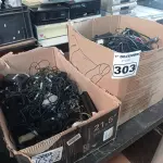 LOTE 303 - 01 LOTE COM VÁRIOS MOUSES E CAIXINHAS DE SOM PARA PC MARCAS E MODELOS DIVERSOS. (NO ESTADO) ATENÇÃO! FAZER A VISITAÇÃO ANTES DE ARREMATAR, NÃO SABEMOS SE FUNCIONA. LEILÃO NÃO TEM GARANTIA E NEM DEVOLUÇÃO, SUJEITO A POSSÍVEIS AVARIAS VISÍVEIS/OCULTAS E/OU AUSÊNCIA DE COMPONENTES.