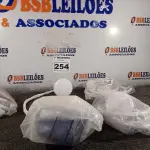 LOTE 254 - 05 CHUVEIROS MARCAS E MODELOS DIVERSOS. (NO ESTADO) ATENÇÃO! FAZER A VISITAÇÃO ANTES DE ARREMATAR, NÃO SABEMOS SE FUNCIONA. LEILÃO NÃO TEM GARANTIA E NEM DEVOLUÇÃO, SUJEITO A POSSÍVEIS AVARIAS VISÍVEIS/OCULTAS E/OU AUSÊNCIA DE COMPONENTES.