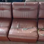 LOTE 509 - 05 SOFÁS DE 01 LUGAR. (NO ESTADO) ATENÇÃO! FAZER A VISITAÇÃO ANTES DE ARREMATAR, NÃO SABEMOS SE FUNCIONA. LEILÃO NÃO TEM GARANTIA E NEM DEVOLUÇÃO, SUJEITO A POSSÍVEIS AVARIAS VISÍVEIS/OCULTAS E/OU AUSÊNCIA DE COMPONENTES.