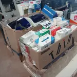 LOTE 308 - 01 LOTE COM MATERIAIS DE ESCRITÓRIO DIVERSOS. (NO ESTADO) ATENÇÃO! FAZER A VISITAÇÃO ANTES DE ARREMATAR, NÃO SABEMOS SE FUNCIONA. LEILÃO NÃO TEM GARANTIA E NEM DEVOLUÇÃO, SUJEITO A POSSÍVEIS AVARIAS VISÍVEIS/OCULTAS E/OU AUSÊNCIA DE COMPONENTES.