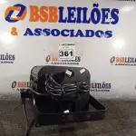LOTE 361 - 01 LUMINÁRIA PARA ESTÚDIO LINE UP. (NO ESTADO) ATENÇÃO! FAZER A VISITAÇÃO ANTES DE ARREMATAR, NÃO SABEMOS SE FUNCIONA. LEILÃO NÃO TEM GARANTIA E NEM DEVOLUÇÃO, SUJEITO A POSSÍVEIS AVARIAS VISÍVEIS/OCULTAS E/OU AUSÊNCIA DE COMPONENTES.