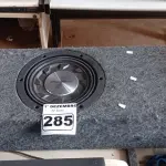 LOTE 285 - 01 CAIXA DE GRAVE. (NO ESTADO) ATENÇÃO! FAZER A VISITAÇÃO ANTES DE ARREMATAR, NÃO SABEMOS SE FUNCIONA. LEILÃO NÃO TEM GARANTIA E NEM DEVOLUÇÃO, SUJEITO A POSSÍVEIS AVARIAS VISÍVEIS/OCULTAS E/OU AUSÊNCIA DE COMPONENTES.