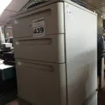 LOTE 439 - 02 GAVETEIROS COM 03 GAVETAS. (NO ESTADO) ATENÇÃO! FAZER A VISITAÇÃO ANTES DE ARREMATAR, NÃO SABEMOS SE FUNCIONA. LEILÃO NÃO TEM GARANTIA E NEM DEVOLUÇÃO, SUJEITO A POSSÍVEIS AVARIAS VISÍVEIS/OCULTAS E/OU AUSÊNCIA DE COMPONENTES.