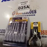 LOTE 025 - 01 KIT DE CHAVE CANHÃO E 01 MINI ALICATE UNIVERSAL 4”. (NO ESTADO) ATENÇÃO! FAZER A VISITAÇÃO ANTES DE ARREMATAR, NÃO SABEMOS SE FUNCIONA. LEILÃO NÃO TEM GARANTIA E NEM DEVOLUÇÃO, SUJEITO A POSSÍVEIS AVARIAS VISÍVEIS/OCULTAS E/OU AUSÊNCIA DE COMPONENTES.