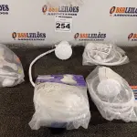 LOTE 254 - 05 CHUVEIROS MARCAS E MODELOS DIVERSOS. (NO ESTADO) ATENÇÃO! FAZER A VISITAÇÃO ANTES DE ARREMATAR, NÃO SABEMOS SE FUNCIONA. LEILÃO NÃO TEM GARANTIA E NEM DEVOLUÇÃO, SUJEITO A POSSÍVEIS AVARIAS VISÍVEIS/OCULTAS E/OU AUSÊNCIA DE COMPONENTES.