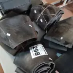 LOTE 298 - 04 CÂMARAS DE AR NAS MEDIDAS 28-9X15, 815X15 E 7-50X15. (NO ESTADO) ATENÇÃO! FAZER A VISITAÇÃO ANTES DE ARREMATAR, NÃO SABEMOS SE FUNCIONA. LEILÃO NÃO TEM GARANTIA E NEM DEVOLUÇÃO, SUJEITO A POSSÍVEIS AVARIAS VISÍVEIS/OCULTAS E/OU AUSÊNCIA DE COMPONENTES.