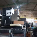 LOTE 227 - 03 CPU’S E VÁRIAS MEMORIAS PARA PC MARCAS E MODELOS DIVERSOS. (NO ESTADO) ATENÇÃO! FAZER A VISITAÇÃO ANTES DE ARREMATAR, NÃO SABEMOS SE FUNCIONA. LEILÃO NÃO TEM GARANTIA E NEM DEVOLUÇÃO, SUJEITO A POSSÍVEIS AVARIAS VISÍVEIS/OCULTAS E/OU AUSÊNCIA DE COMPONENTES.