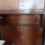 LOTE 313 - 02 ARMÁRIOS BAIXOS EM MADEIRA COM 02 PORTAS. (NO ESTADO) ATENÇÃO! FAZER A VISITAÇÃO ANTES DE ARREMATAR, NÃO SABEMOS SE FUNCIONA. LEILÃO NÃO TEM GARANTIA E NEM DEVOLUÇÃO, SUJEITO A POSSÍVEIS AVARIAS VISÍVEIS/OCULTAS E/OU AUSÊNCIA DE COMPONENTES.