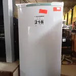 LOTE 218 - 01 GELADEIRA MARCA CÔNSUL 220V. (NO ESTADO) ATENÇÃO! FAZER A VISITAÇÃO ANTES DE ARREMATAR, NÃO SABEMOS SE FUNCIONA. LEILÃO NÃO TEM GARANTIA E NEM DEVOLUÇÃO, SUJEITO A POSSÍVEIS AVARIAS VISÍVEIS/OCULTAS E/OU AUSÊNCIA DE COMPONENTES.