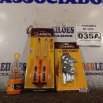 LOTE 035 - 01 KIT DE CHAVE ALLEN, 01 KIT DE CHAVE FENDA/PHILIPS 02 PEÇAS E 01 KIT DE CHAVES DE PRECISÃO. (NO ESTADO) ATENÇÃO! FAZER A VISITAÇÃO ANTES DE ARREMATAR, NÃO SABEMOS SE FUNCIONA. LEILÃO NÃO TEM GARANTIA E NEM DEVOLUÇÃO, SUJEITO A POSSÍVEIS AVARIAS VISÍVEIS/OCULTAS E/OU AUSÊNCIA DE COMPONENTES.