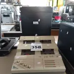 LOTE 358 - 01 FRAGMENTADORA DE PAPEL E 01 DUPLICADOR DE FITA CASSETE ACC-4000. (NO ESTADO) ATENÇÃO! FAZER A VISITAÇÃO ANTES DE ARREMATAR, NÃO SABEMOS SE FUNCIONA. LEILÃO NÃO TEM GARANTIA E NEM DEVOLUÇÃO, SUJEITO A POSSÍVEIS AVARIAS VISÍVEIS/OCULTAS E/OU AUSÊNCIA DE COMPONENTES.