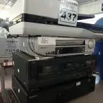 LOTE 437 - 01 MINIDISC DECK MDS-JN940, 01 STÉREO CASSETE DUPLO, 01 VIDEOCASSETE E 01 SCANNER MARCA HP. (NO ESTADO) ATENÇÃO! FAZER A VISITAÇÃO ANTES DE ARREMATAR, NÃO SABEMOS SE FUNCIONA. LEILÃO NÃO TEM GARANTIA E NEM DEVOLUÇÃO, SUJEITO A POSSÍVEIS AVARIAS VISÍVEIS/OCULTAS E/OU AUSÊNCIA DE COMPONENTES.