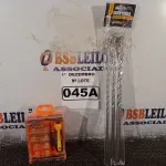 LOTE 045 - 03 BROCAS DE VIDEA 30CM E KIT DE CHAVES DE PRECISÃO. (NO ESTADO) ATENÇÃO! FAZER A VISITAÇÃO ANTES DE ARREMATAR, NÃO SABEMOS SE FUNCIONA. LEILÃO NÃO TEM GARANTIA E NEM DEVOLUÇÃO, SUJEITO A POSSÍVEIS AVARIAS VISÍVEIS/OCULTAS E/OU AUSÊNCIA DE COMPONENTES.