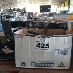 LOTE 425 - 01 LOTE COM VÁRIOS GRAMPEADORES E PERIFÉRICOS DIVERSOS. (NO ESTADO) ATENÇÃO! FAZER A VISITAÇÃO ANTES DE ARREMATAR, NÃO SABEMOS SE FUNCIONA. LEILÃO NÃO TEM GARANTIA E NEM DEVOLUÇÃO, SUJEITO A POSSÍVEIS AVARIAS VISÍVEIS/OCULTAS E/OU AUSÊNCIA DE COMPONENTES.