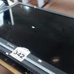 LOTE 342 - 01 MONITOR POLYCOM 42”. (NO ESTADO) ATENÇÃO! FAZER A VISITAÇÃO ANTES DE ARREMATAR, NÃO SABEMOS SE FUNCIONA. LEILÃO NÃO TEM GARANTIA E NEM DEVOLUÇÃO, SUJEITO A POSSÍVEIS AVARIAS VISÍVEIS/OCULTAS E/OU AUSÊNCIA DE COMPONENTES.