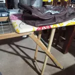LOTE 480 - 01 BOLSA DE COURO E 01 TABUA DE PASSAR. (NO ESTADO) ATENÇÃO! FAZER A VISITAÇÃO ANTES DE ARREMATAR, NÃO SABEMOS SE FUNCIONA. LEILÃO NÃO TEM GARANTIA E NEM DEVOLUÇÃO, SUJEITO A POSSÍVEIS AVARIAS VISÍVEIS/OCULTAS E/OU AUSÊNCIA DE COMPONENTES.