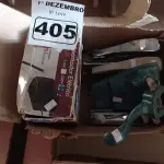 LOTE 405 - 04 GRAMPEADORES, 01 PERFURADOR E 01 APONTADOR ELÉTRICO. (NO ESTADO) ATENÇÃO! FAZER A VISITAÇÃO ANTES DE ARREMATAR, NÃO SABEMOS SE FUNCIONA. LEILÃO NÃO TEM GARANTIA E NEM DEVOLUÇÃO, SUJEITO A POSSÍVEIS AVARIAS VISÍVEIS/OCULTAS E/OU AUSÊNCIA DE COMPONENTES.