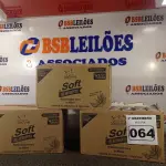 LOTE 064 - 02 CAIXAS COM FRASCOS DE ÁLCOOL ETÍLICO HIDRATADO 70º 190G COM 24 UNIDADES CADA. (NO ESTADO) ATENÇÃO! FAZER A VISITAÇÃO ANTES DE ARREMATAR, NÃO SABEMOS SE FUNCIONA. LEILÃO NÃO TEM GARANTIA E NEM DEVOLUÇÃO, SUJEITO A POSSÍVEIS AVARIAS VISÍVEIS/OCULTAS E/OU AUSÊNCIA DE COMPONENTES.