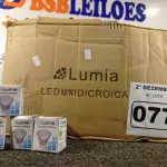 LOTE 077 - 01 LOTE COM APROXIMADAMENTE 80 LÂMPADAS DICROICA 1W 220V. (NO ESTADO) ATENÇÃO! FAZER A VISITAÇÃO ANTES DE ARREMATAR, NÃO SABEMOS SE FUNCIONA. LEILÃO NÃO TEM GARANTIA E NEM DEVOLUÇÃO, SUJEITO A POSSÍVEIS AVARIAS VISÍVEIS/OCULTAS E/OU AUSÊNCIA DE COMPONENTES.