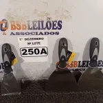 LOTE 250 - 03 ESPÁTULAS. (NO ESTADO) ATENÇÃO! FAZER A VISITAÇÃO ANTES DE ARREMATAR, NÃO SABEMOS SE FUNCIONA. LEILÃO NÃO TEM GARANTIA E NEM DEVOLUÇÃO, SUJEITO A POSSÍVEIS AVARIAS VISÍVEIS/OCULTAS E/OU AUSÊNCIA DE COMPONENTES.
