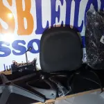 LOTE 063 - 01 – CADEIRA EXECUTIVA (NO ESTADO, NÃO SABEMOS SE FUNCIONA. LEILÃO NÃO TEM GARANTIA E NEM DEVOLUÇÃO, SUJEITO A POSSÍVEIS AVARIAS VISÍVEIS/OCULTAS E/OU AUSÊNCIA DE COMPONENTES)