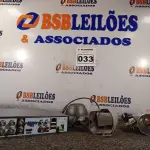 LOTE 033 - 01 DVR E 03 CÂMERAS DE SEGURANÇA. (NO ESTADO) ATENÇÃO! FAZER A VISITAÇÃO ANTES DE ARREMATAR, NÃO SABEMOS SE FUNCIONA. LEILÃO NÃO TEM GARANTIA E NEM DEVOLUÇÃO, SUJEITO A POSSÍVEIS AVARIAS VISÍVEIS/OCULTAS E/OU AUSÊNCIA DE COMPONENTES.
