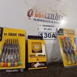 LOTE 130 - 03 KIT’S CHAVES DE PRECISÃO PARA MANUTENÇÃO DE CELULAR. (NO ESTADO) ATENÇÃO! FAZER A VISITAÇÃO ANTES DE ARREMATAR, NÃO SABEMOS SE FUNCIONA. LEILÃO NÃO TEM GARANTIA E NEM DEVOLUÇÃO, SUJEITO A POSSÍVEIS AVARIAS VISÍVEIS/OCULTAS E/OU AUSÊNCIA DE COMPONENTES.