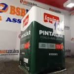 LOTE 120 - 01 LATA DE TINTA IQUINE 18L. (NO ESTADO, NÃO SABEMOS SE FUNCIONA. LEILÃO NÃO TEM GARANTIA E NEM DEVOLUÇÃO).