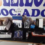 LOTE 039 - 12 – ITENS DIVERSOS (APROXIADAMENTE) (NO ESTADO, NÃO SABEMOS SE FUNCIONA. LEILÃO NÃO TEM GARANTIA E NEM DEVOLUÇÃO, SUJEITO A POSSÍVEIS AVARIAS VISÍVEIS/OCULTAS E/OU AUSÊNCIA DE COMPONENTES)