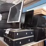 LOTE 051 - 02 IMPRESSORAS LEXMARK E342N, 02 CPU’S, 02 MONITORES E 03 TECLADOS. (NO ESTADO) ATENÇÃO! FAZER A VISITAÇÃO ANTES DE ARREMATAR, NÃO SABEMOS SE FUNCIONA. LEILÃO NÃO TEM GARANTIA E NEM DEVOLUÇÃO, SUJEITO A POSSÍVEIS AVARIAS VISÍVEIS/OCULTAS E/OU AUSÊNCIA DE COMPONENTES.