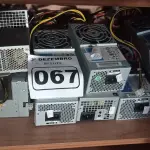 LOTE 067 - 01 LOTE COM VÁRIAS FONTES PARA PC MARCAS E MODELOS DIVERSOS. (NO ESTADO) ATENÇÃO! FAZER A VISITAÇÃO ANTES DE ARREMATAR, NÃO SABEMOS SE FUNCIONA. LEILÃO NÃO TEM GARANTIA E NEM DEVOLUÇÃO, SUJEITO A POSSÍVEIS AVARIAS VISÍVEIS/OCULTAS E/OU AUSÊNCIA DE COMPONENTES.