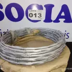 LOTE 013 - 01 – CONCERTINA (NO ESTADO, NÃO SABEMOS SE FUNCIONA. LEILÃO NÃO TEM GARANTIA E NEM DEVOLUÇÃO, SUJEITO A POSSÍVEIS AVARIAS VISÍVEIS/OCULTAS E/OU AUSÊNCIA DE COMPONENTES)