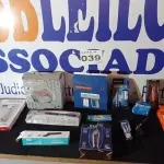 LOTE 039 - 12 – ITENS DIVERSOS (APROXIADAMENTE) (NO ESTADO, NÃO SABEMOS SE FUNCIONA. LEILÃO NÃO TEM GARANTIA E NEM DEVOLUÇÃO, SUJEITO A POSSÍVEIS AVARIAS VISÍVEIS/OCULTAS E/OU AUSÊNCIA DE COMPONENTES)