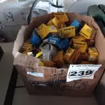 LOTE 239 - 01 LOTE COM VÁRIAS INTERRUPTORES DE PARTIDAS (NO ESTADO) ATENÇÃO! FAZER A VISITAÇÃO ANTES DE ARREMATAR, NÃO SABEMOS SE FUNCIONA. LEILÃO NÃO TEM GARANTIA E NEM DEVOLUÇÃO, SUJEITO A POSSÍVEIS AVARIAS VISÍVEIS/OCULTAS E/OU AUSÊNCIA DE COMPONENTES.