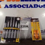 LOTE 220 - 02 KIT’S DE CHAVES FENDA/PHILIPS 06/02 PEÇAS. (NO ESTADO) ATENÇÃO! FAZER A VISITAÇÃO ANTES DE ARREMATAR, NÃO SABEMOS SE FUNCIONA. LEILÃO NÃO TEM GARANTIA E NEM DEVOLUÇÃO, SUJEITO A POSSÍVEIS AVARIAS VISÍVEIS/OCULTAS E/OU AUSÊNCIA DE COMPONENTES.