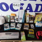 LOTE 042 - 20 – ITENS DIVERSOS (APROXIMADAMENTE) (NO ESTADO, NÃO SABEMOS SE FUNCIONA. LEILÃO NÃO TEM GARANTIA E NEM DEVOLUÇÃO, SUJEITO A POSSÍVEIS AVARIAS VISÍVEIS/OCULTAS E/OU AUSÊNCIA DE COMPONENTES)