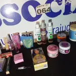 LOTE 064 - 20 – COSMÉTICOS DIVERSOS.(APROXIMADAMENTE) (NO ESTADO, NÃO SABEMOS SE FUNCIONA. LEILÃO NÃO TEM GARANTIA E NEM DEVOLUÇÃO, SUJEITO A POSSÍVEIS AVARIAS VISÍVEIS/OCULTAS E/OU AUSÊNCIA DE COMPONENTES)