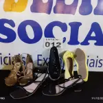 LOTE 012 - 04 – PARES DE CALÇADOS FEMININO Nº 37 (NO ESTADO, NÃO SABEMOS SE FUNCIONA. LEILÃO NÃO TEM GARANTIA E NEM DEVOLUÇÃO, SUJEITO A POSSÍVEIS AVARIAS VISÍVEIS/OCULTAS E/OU AUSÊNCIA DE COMPONENTES)