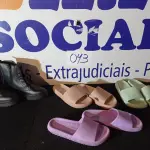 LOTE 043 - 04 – PARES DE CALÇADOS FEMININO Nº 37/38 (NO ESTADO, NÃO SABEMOS SE FUNCIONA. LEILÃO NÃO TEM GARANTIA E NEM DEVOLUÇÃO, SUJEITO A POSSÍVEIS AVARIAS VISÍVEIS/OCULTAS E/OU AUSÊNCIA DE COMPONENTES)