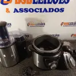LOTE 031 - 01 PANELA ELÉTRICA DE FAZER ARROZ E 01 EXTRATOR DE SUCOS. (NO ESTADO) ATENÇÃO! FAZER A VISITAÇÃO ANTES DE ARREMATAR, NÃO SABEMOS SE FUNCIONA. LEILÃO NÃO TEM GARANTIA E NEM DEVOLUÇÃO, SUJEITO A POSSÍVEIS AVARIAS VISÍVEIS/OCULTAS E/OU AUSÊNCIA DE COMPONENTES.