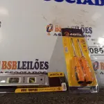 LOTE 085 - 01 NÍVEL DE MÃO E 01 DE CHAVES FENDA/PHILIPS 02 PEÇAS. (NO ESTADO) ATENÇÃO! FAZER A VISITAÇÃO ANTES DE ARREMATAR, NÃO SABEMOS SE FUNCIONA. LEILÃO NÃO TEM GARANTIA E NEM DEVOLUÇÃO, SUJEITO A POSSÍVEIS AVARIAS VISÍVEIS/OCULTAS E/OU AUSÊNCIA DE COMPONENTES.